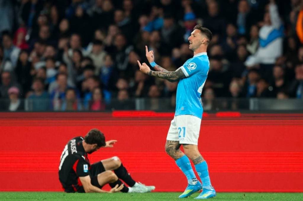 Hasil Napoli vs AC Milan di Liga Italia: Dramatis! Gol Telat Politano Bikin Rossoneri Tumbang Hasil Napoli vs AC Milan di Liga Italia: Dramatis! Gol Telat Politano Bikin Rossoneri Tumbang