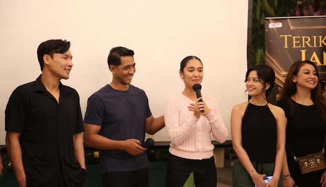 Sinetron Baru RCTI Terikat Janji Disambut Antusias Penonton, Arya Saloka dan Asha Assuncao Terharu Sinetron Baru RCTI Terikat Janji Disambut Antusias Penonton, Arya Saloka dan Asha Assuncao Terharu