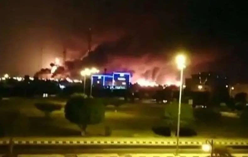 Iran Tegaskan Tak Musuhi Negara-Negara Arab, hanya Incar Pangkalan Militer AS Iran Tegaskan Tak Musuhi Negara-Negara Arab, hanya Incar Pangkalan Militer AS