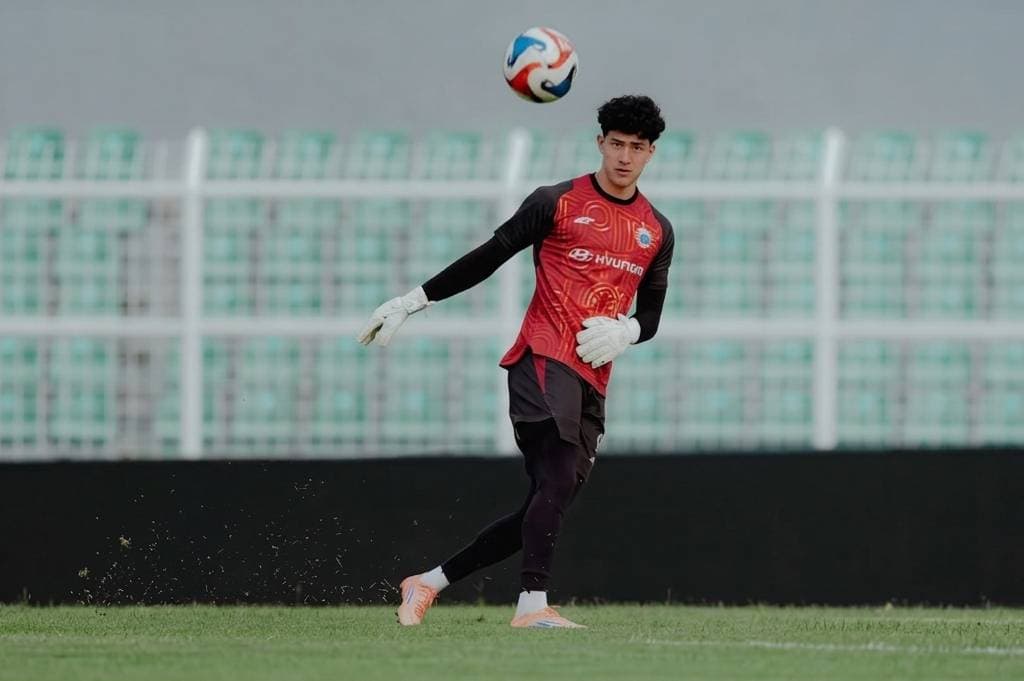 Cyrus Margono Dihujani Kritik, Pelatih Persija Minta Jakmania Bersabar Cyrus Margono Dihujani Kritik, Pelatih Persija Minta Jakmania Bersabar