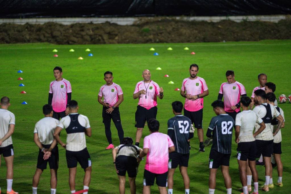 Persebaya Dihantam Kabar Buruk jelang Jumpa Madura United Persebaya Dihantam Kabar Buruk jelang Jumpa Madura United
