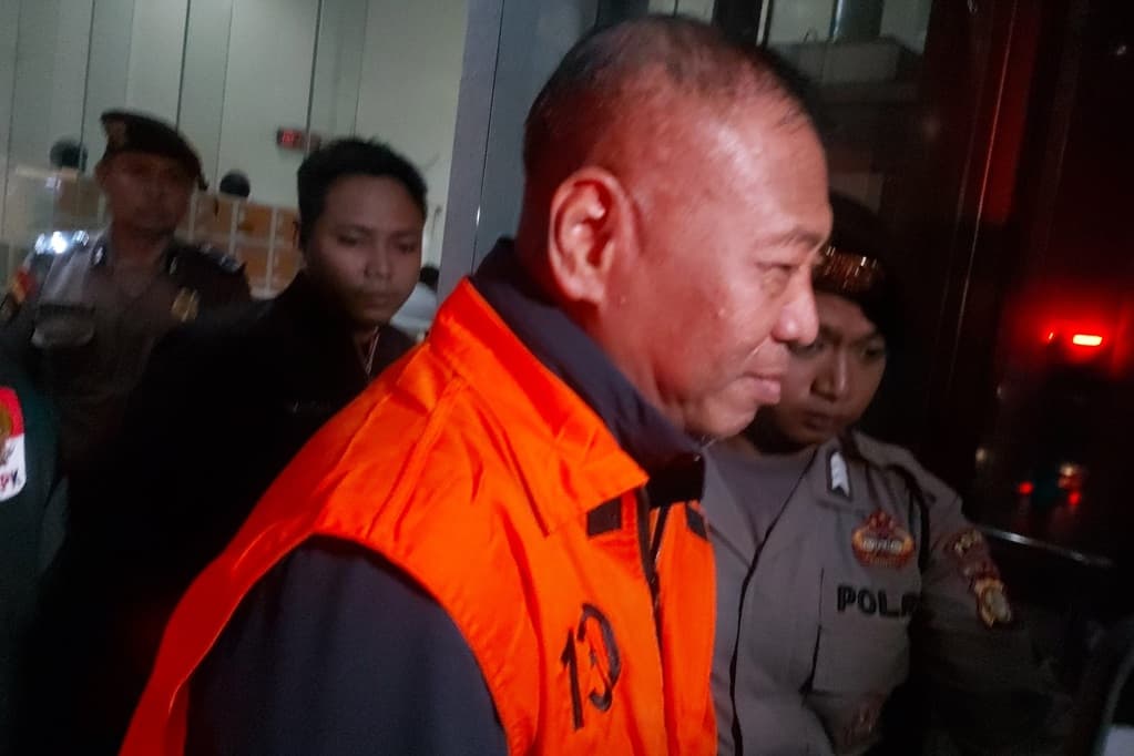 KPK: Bupati Tulungagung Terima Rp2,7 Miliar, Dipakai Beli Sepatu hingga Bagi-Bagi THR KPK: Bupati Tulungagung Terima Rp2,7 Miliar, Dipakai Beli Sepatu hingga Bagi-Bagi THR