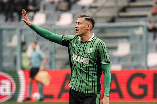 Pelatih Sassuolo Soroti Kesalahan Jay Idzes usai Tumbang dari Genoa Pelatih Sassuolo Soroti Kesalahan Jay Idzes usai Tumbang dari Genoa