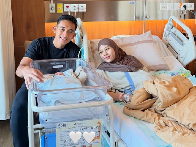 Selamat! Anak Pertama Rizky Ridho Lahir Sehat, Namanya Ebrahim Khalif Nadirizky Selamat! Anak Pertama Rizky Ridho Lahir Sehat, Namanya Ebrahim Khalif Nadirizky