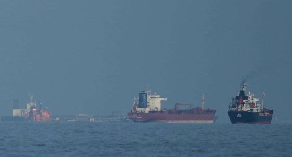 AS Blokade Selat Hormuz Mulai Hari Ini, Iran Beri Peringatan Keras AS Blokade Selat Hormuz Mulai Hari Ini, Iran Beri Peringatan Keras
