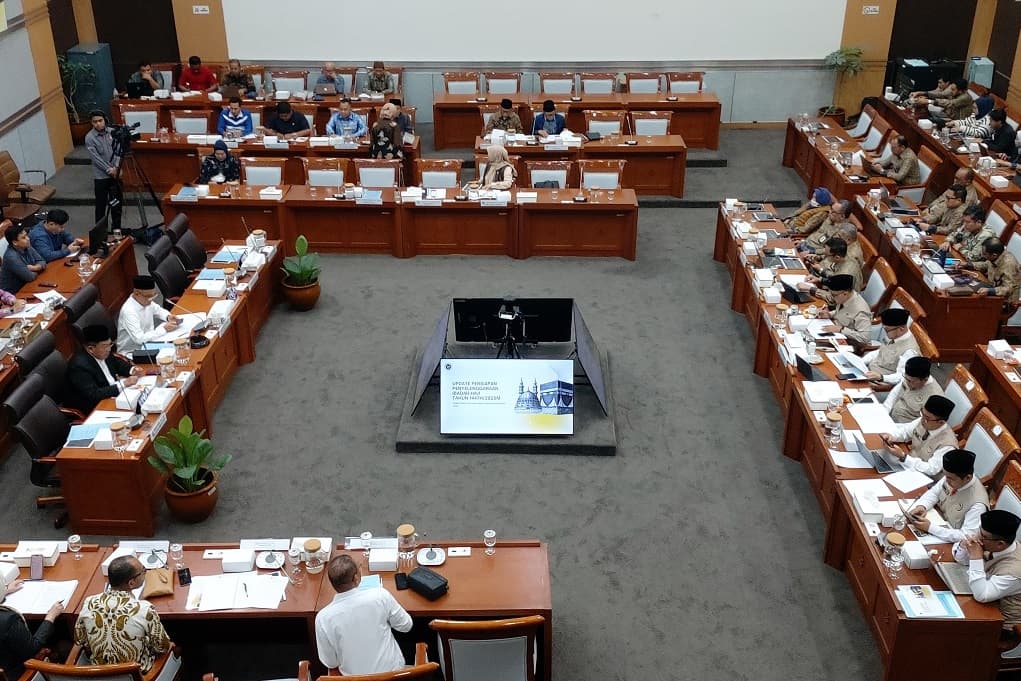 Menhaj: Petugas Haji Berangkat ke Arab Saudi Mulai 13 April 2026 Menhaj: Petugas Haji Berangkat ke Arab Saudi Mulai 13 April 2026