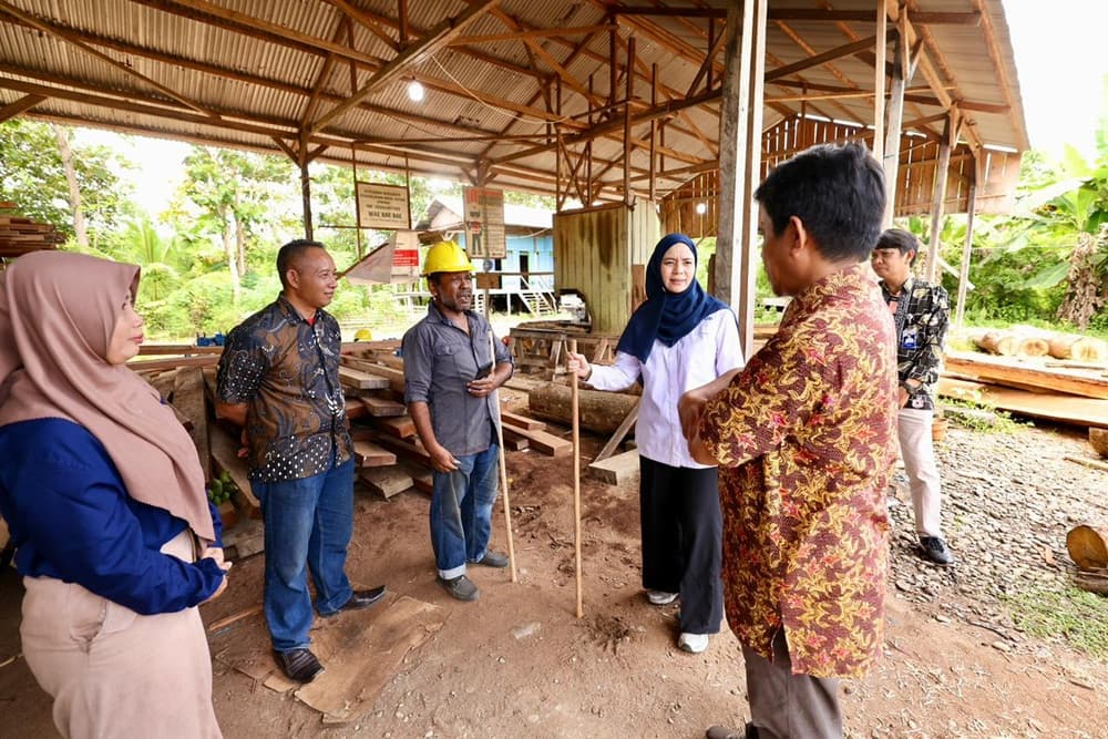 LPDB Koperasi dan MUI Perkuat Ekonomi Lokal lewat Koperasi Produktif di Seram Bagian Timur LPDB Koperasi dan MUI Perkuat Ekonomi Lokal lewat Koperasi Produktif di Seram Bagian Timur