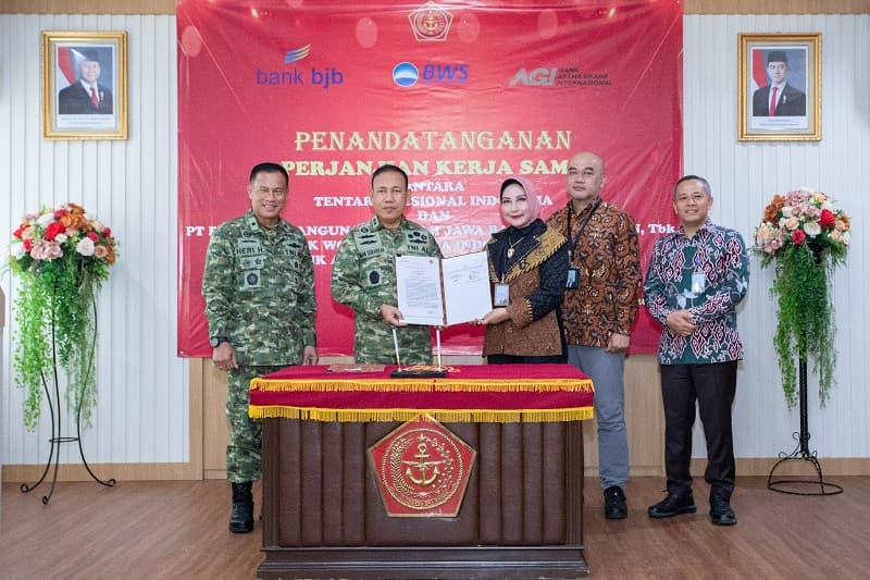 Lanjutkan Kolaborasi, bank bjb Perpanjang Perjanjian Kerja Sama dengan Mabes TNI Lanjutkan Kolaborasi, bank bjb Perpanjang Perjanjian Kerja Sama dengan Mabes TNI