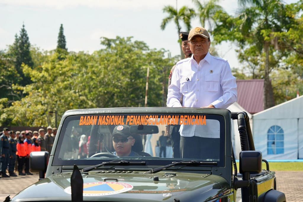 Hadapi Kebakaran Hutan, Menko Polkam: Lindungi Wilayah Strategis dan Permukiman Penduduk! Hadapi Kebakaran Hutan, Menko Polkam: Lindungi Wilayah Strategis dan Permukiman Penduduk!
