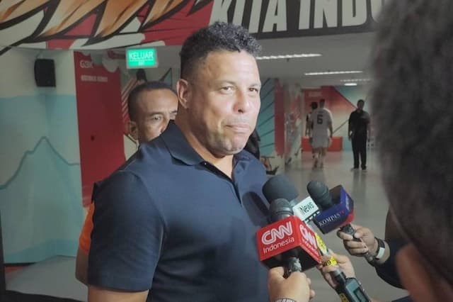 Ronaldo Nazario Terpukau SUGBK, Sebut Atmosfer Stadion Indonesia Luar Biasa Ronaldo Nazario Terpukau SUGBK, Sebut Atmosfer Stadion Indonesia Luar Biasa