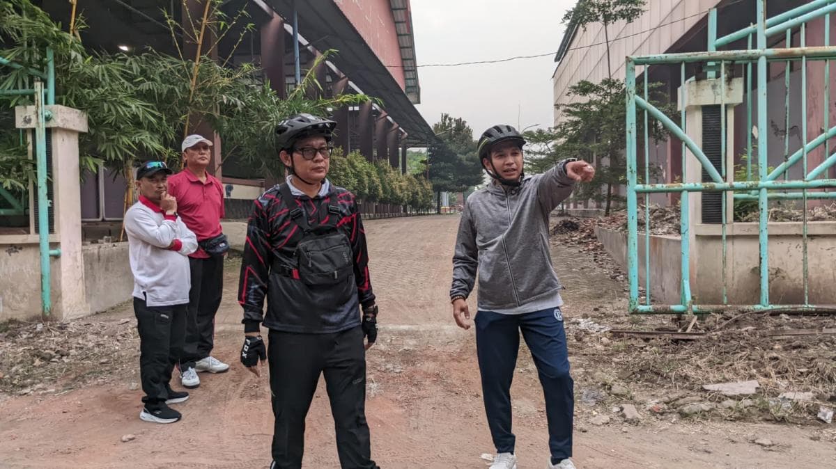 Bersepeda, Plt Wali Kota Madiun Tinjau Lokasi yang Akan Disulap Jadi Destinasi Wisata Bersepeda, Plt Wali Kota Madiun Tinjau Lokasi yang Akan Disulap Jadi Destinasi Wisata 