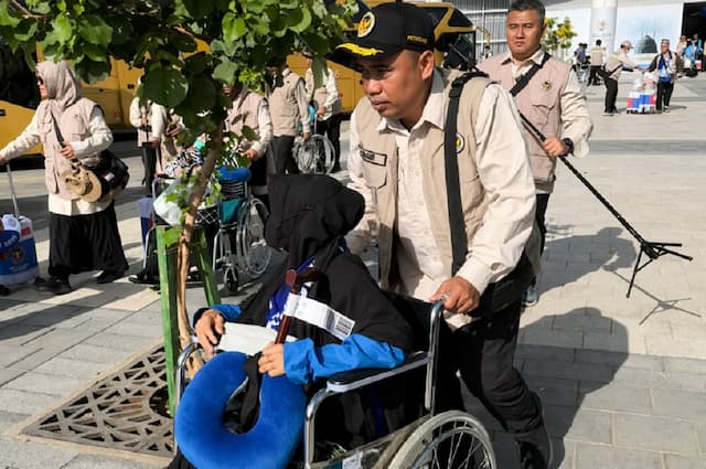 93 Jemaah Haji Indonesia Rawat Jalan di Madinah, Darah Tinggi hingga Kelelahan 93 Jemaah Haji Indonesia Rawat Jalan di Madinah, Darah Tinggi hingga Kelelahan