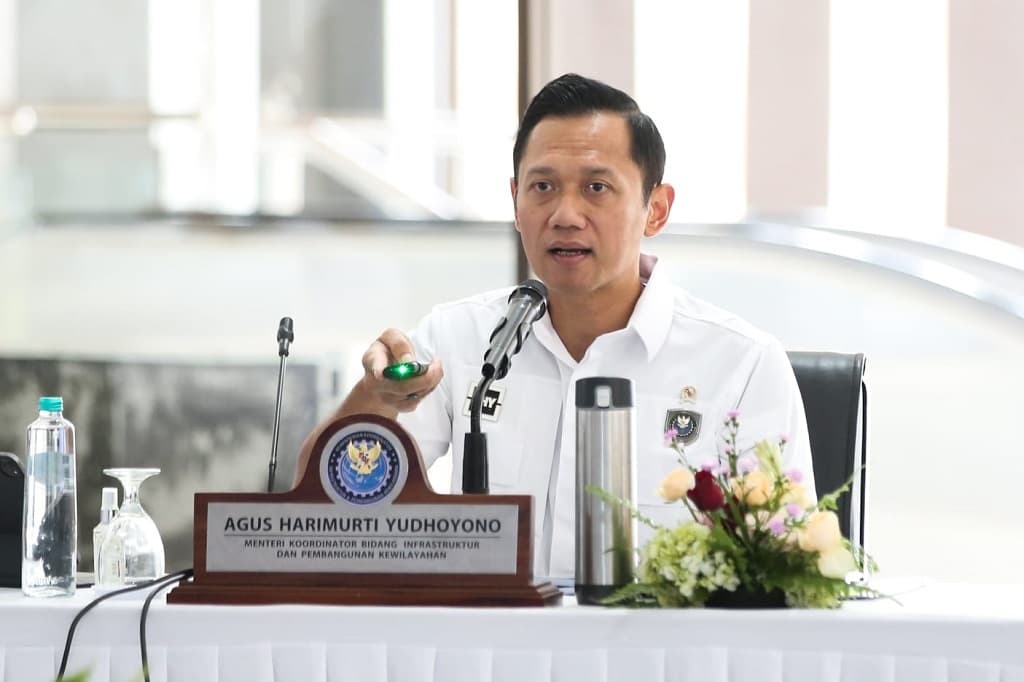 AHY Dorong Percepatan Pengembangan Kereta Api Trans Sumatra hingga Kalimantan, Tekan Biaya Logistik AHY Dorong Percepatan Pengembangan Kereta Api Trans Sumatra hingga Kalimantan, Tekan Biaya Logistik