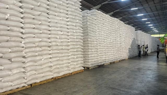 Mentan Ungkap Stok Beras RI Tembus 5,1 Juta Ton, Tertinggi Sepanjang Sejarah Mentan Ungkap Stok Beras RI Tembus 5,1 Juta Ton, Tertinggi Sepanjang Sejarah