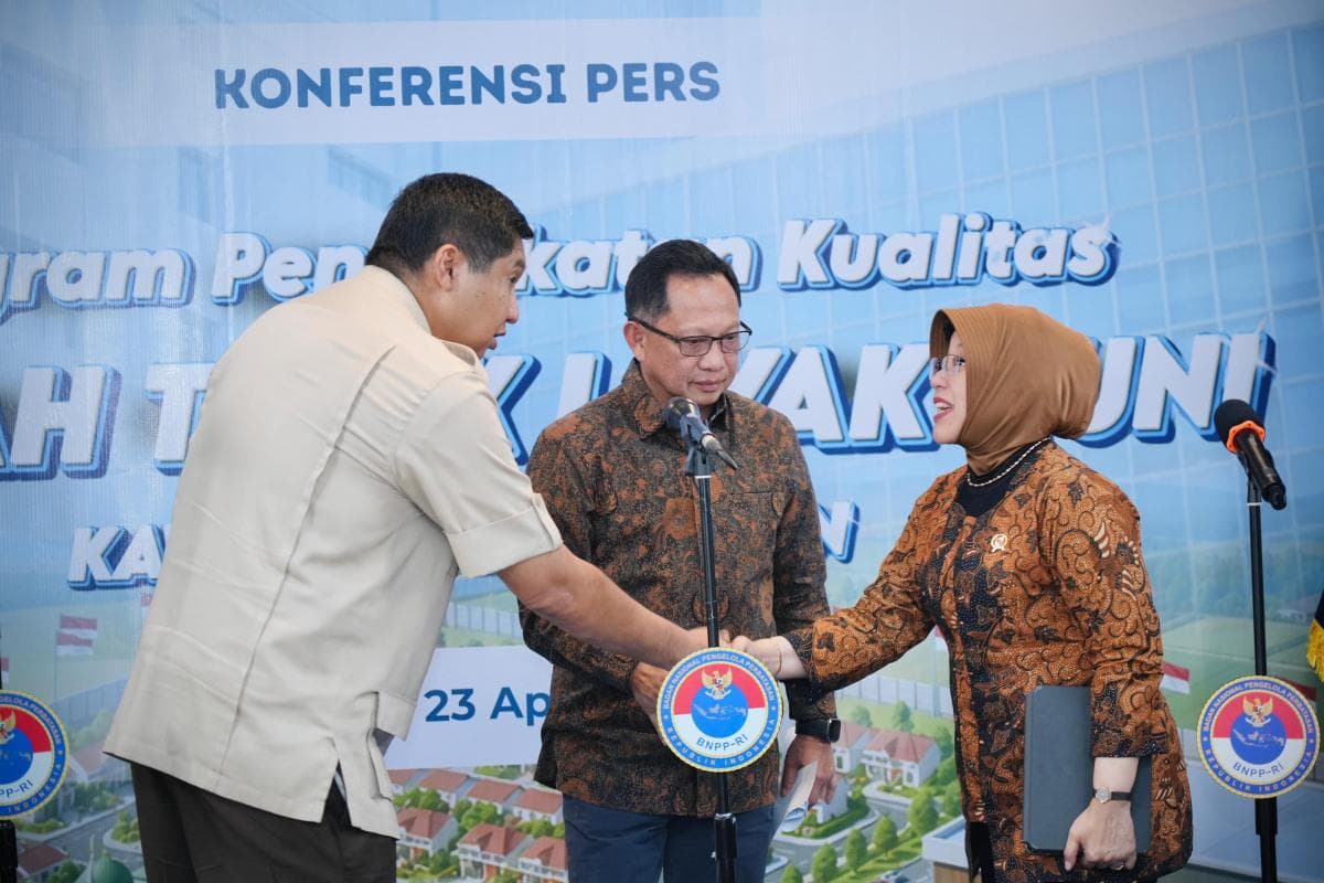 BNPP Bedah 15.000 Rumah Tidak Layak Huni di 40 Kabupaten Kawasan Perbatasan BNPP Bedah 15.000 Rumah Tidak Layak Huni di 40 Kabupaten Kawasan Perbatasan