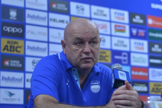 Persib Ditahan Arema, Bojan Hodak: Persaingan Makin Rumit! Persib Ditahan Arema, Bojan Hodak: Persaingan Makin Rumit!