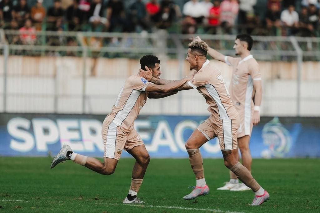 Hasil Super League: Ricky Kambuaya Bawa Dewa United Comeback Hajar Madura 2-1 Hasil Super League: Ricky Kambuaya Bawa Dewa United Comeback Hajar Madura 2-1