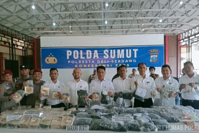 Fantastis! Penyelundupan Narkoba Rp57,2 Miliar Digagalkan di Tol Lubuk Pakam, 3 Pelaku Ditangkap Fantastis! Penyelundupan Narkoba Rp57,2 Miliar Digagalkan di Tol Lubuk Pakam, 3 Pelaku Ditangkap