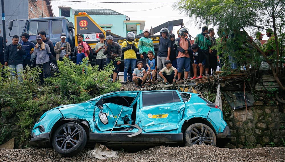 Menhub bakal Panggil Taksi Green SM usai Kecelakaan Kereta di Bekasi Timur, Minta Evaluasi Menhub bakal Panggil Taksi Green SM usai Kecelakaan Kereta di Bekasi Timur, Minta Evaluasi