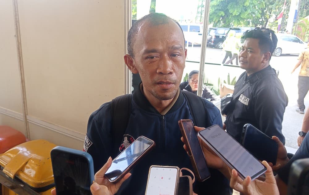 Kisah Haru Afna, Penumpang KRL yang Selamat dari Tabrakan Maut di Bekasi Timur Kisah Haru Afna, Penumpang KRL yang Selamat dari Tabrakan Maut di Bekasi Timur