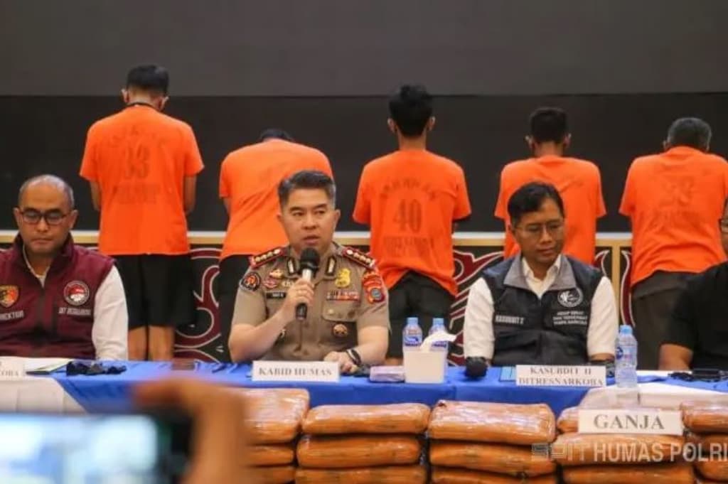 Polda Sumut Bongkar 3 Kasus Narkoba Sekaligus, Sita Sabu 72 Kg dan Ganja 151 Kg Polda Sumut Bongkar 3 Kasus Narkoba Sekaligus, Sita Sabu 72 Kg dan Ganja 151 Kg