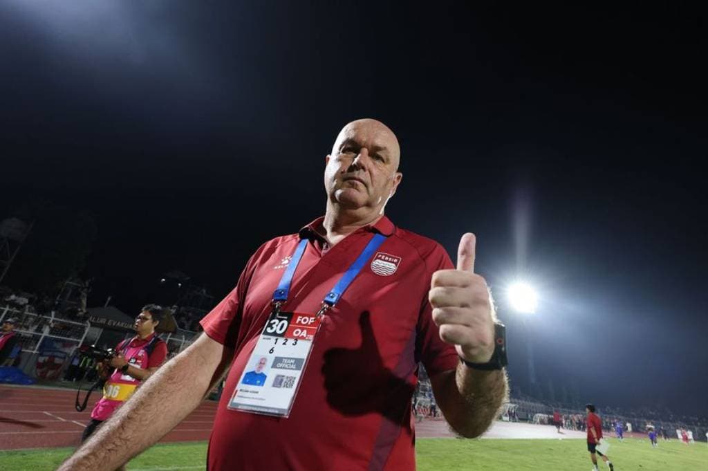 Persija vs Persib Batal Digelar di Jakarta, Bojan Hodak Bilang Begini Persija vs Persib Batal Digelar di Jakarta, Bojan Hodak Bilang Begini
