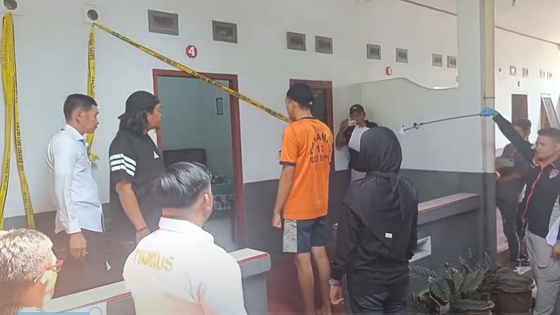 Terungkap Motif Pria Bunuh Mantan Pacar di Soppeng, Tersinggung Ditagih Gelang Milik Korban Terungkap Motif Pria Bunuh Mantan Pacar di Soppeng, Tersinggung Ditagih Gelang Milik Korban