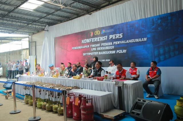 Bareskrim Bongkar Penyalahgunaan LPG Subsidi di Klaten, 2 Tersangka Ditangkap Bareskrim Bongkar Penyalahgunaan LPG Subsidi di Klaten, 2 Tersangka Ditangkap