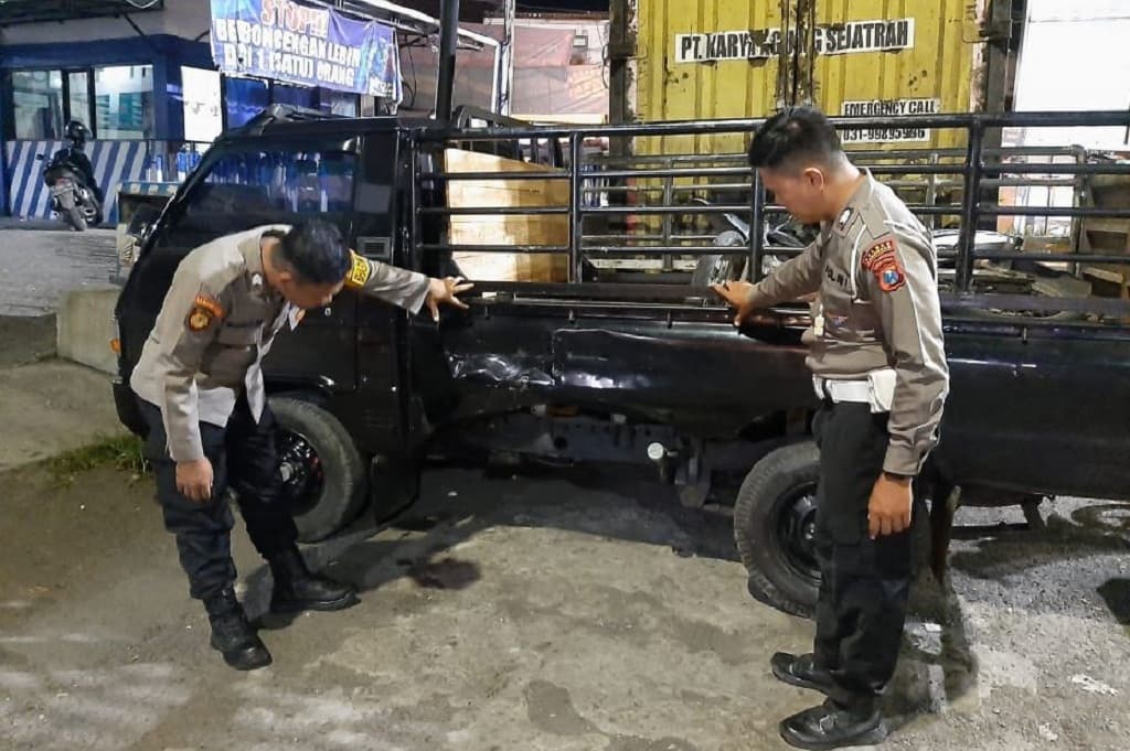 Kecelakaan di Lamongan, Pasutri Boncengan Motor Tewas Tabrakan dengan Pikap Kecelakaan di Lamongan, Pasutri Boncengan Motor Tewas Tabrakan dengan Pikap