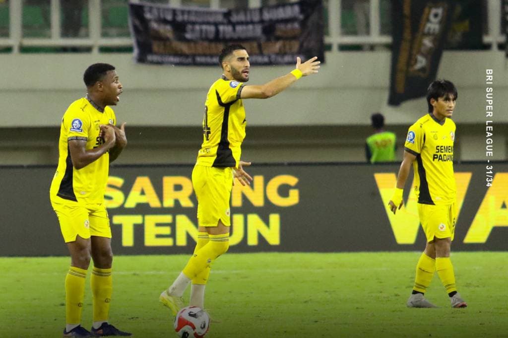 Semen Padang Resmi Terdegradasi dari Super League usai Kalah dari Dewa United Semen Padang Resmi Terdegradasi dari Super League usai Kalah dari Dewa United