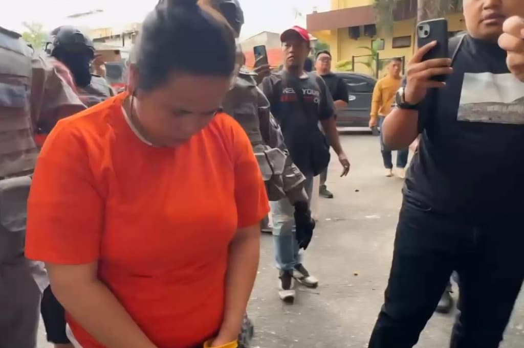 Menantu Jadi Dalang Pembunuhan Mertua di Rumbai Pekanbaru, 4 Pelaku Ditangkap 2 Ditembak Menantu Jadi Dalang Pembunuhan Mertua di Rumbai Pekanbaru, 4 Pelaku Ditangkap 2 Ditembak