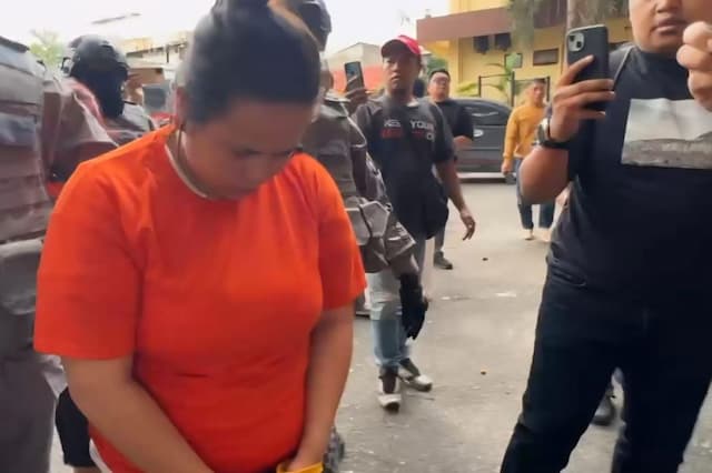 Menantu Jadi Dalang Pembunuhan Mertua di Rumbai Pekanbaru, 4 Pelaku Ditangkap 2 Ditembak Menantu Jadi Dalang Pembunuhan Mertua di Rumbai Pekanbaru, 4 Pelaku Ditangkap 2 Ditembak