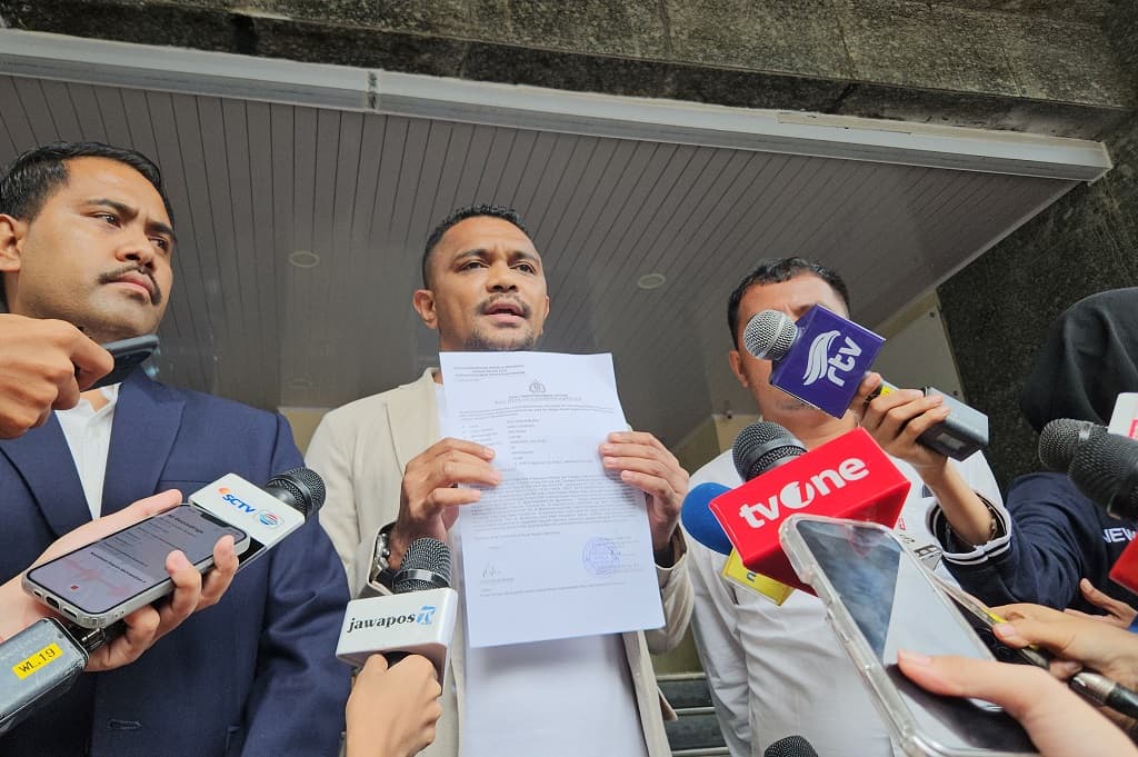 Lagi, Ade Armando dan Permadi Arya Dilaporkan ke Polisi buntut Unggahan Video JK Lagi, Ade Armando dan Permadi Arya Dilaporkan ke Polisi buntut Unggahan Video JK