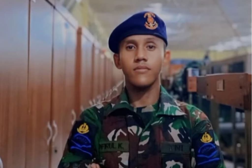 Tamtama TNI AL di Bangkalan Meninggal Tak Wajar, Keluarga Tolak Disebut Bunuh Diri Tamtama TNI AL di Bangkalan Meninggal Tak Wajar, Keluarga Tolak Disebut Bunuh Diri