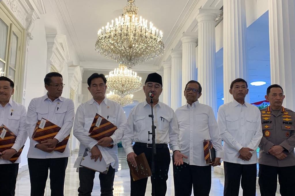 Prabowo Putuskan Polri Tetap di Bawah Presiden, Bukan Kementerian Prabowo Putuskan Polri Tetap di Bawah Presiden, Bukan Kementerian