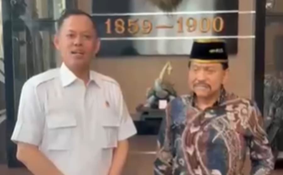 Hendropriyono Puji Bappisus: Bisa Pecahkan Masalah seperti Benang Kusut yang Dihadapi Bangsa Hendropriyono Puji Bappisus: Bisa Pecahkan Masalah seperti Benang Kusut yang Dihadapi Bangsa