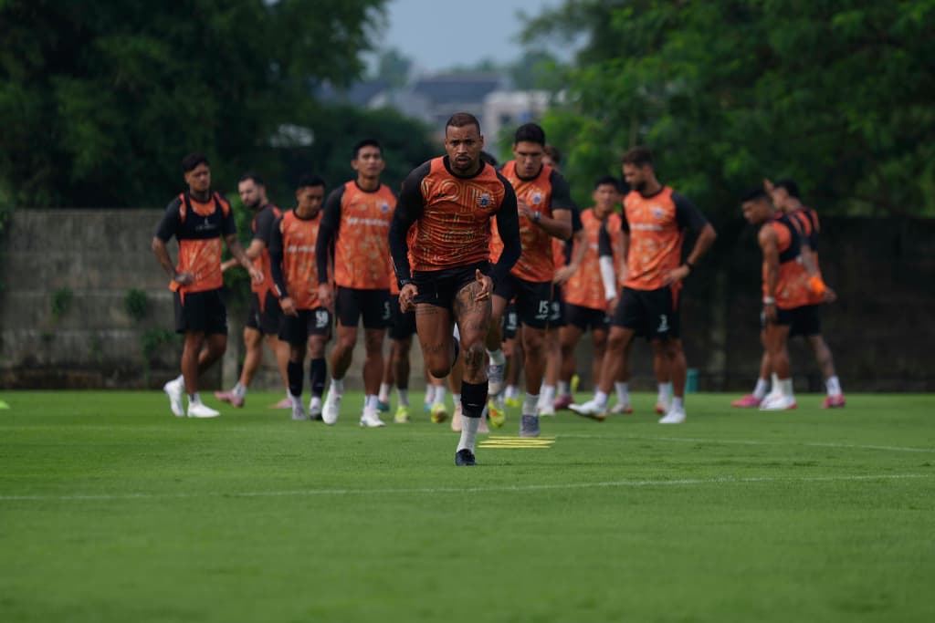Persija Siapkan Strategi Kejutan untuk Persib di Samarinda Persija Siapkan Strategi Kejutan untuk Persib di Samarinda