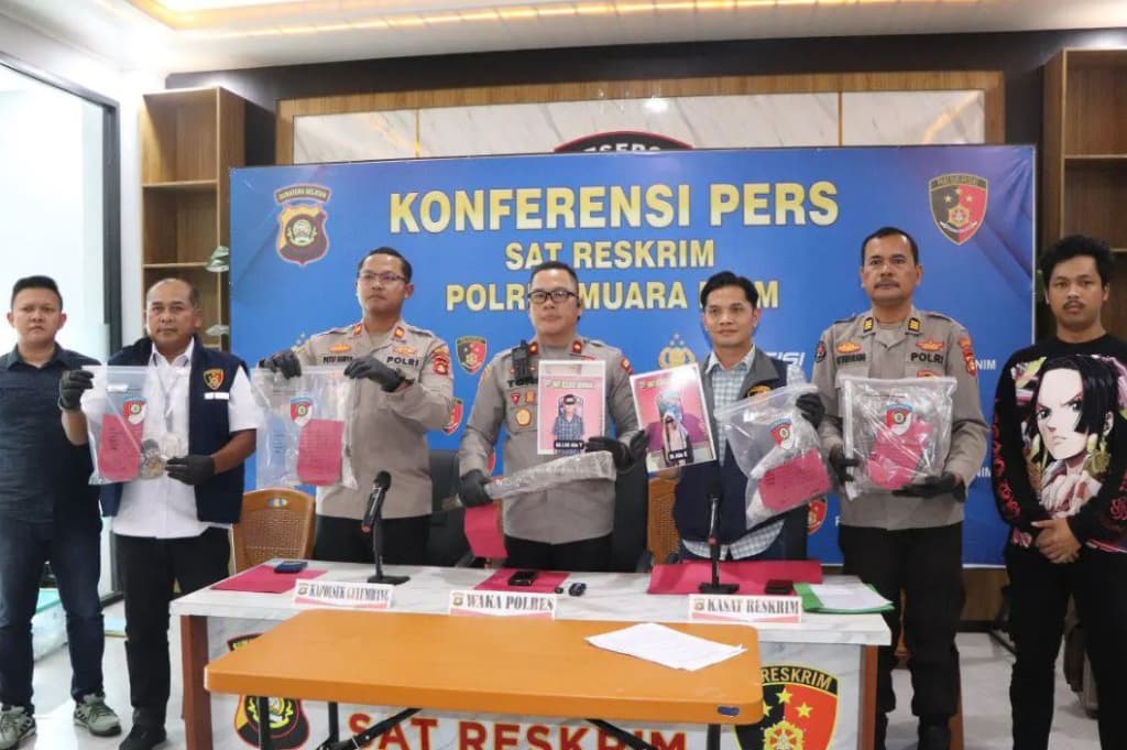 Sadis! Anak dan Cucu Bunuh Nenek 87 Tahun di Muara Enim Sumsel Sadis! Anak dan Cucu Bunuh Nenek 87 Tahun di Muara Enim Sumsel