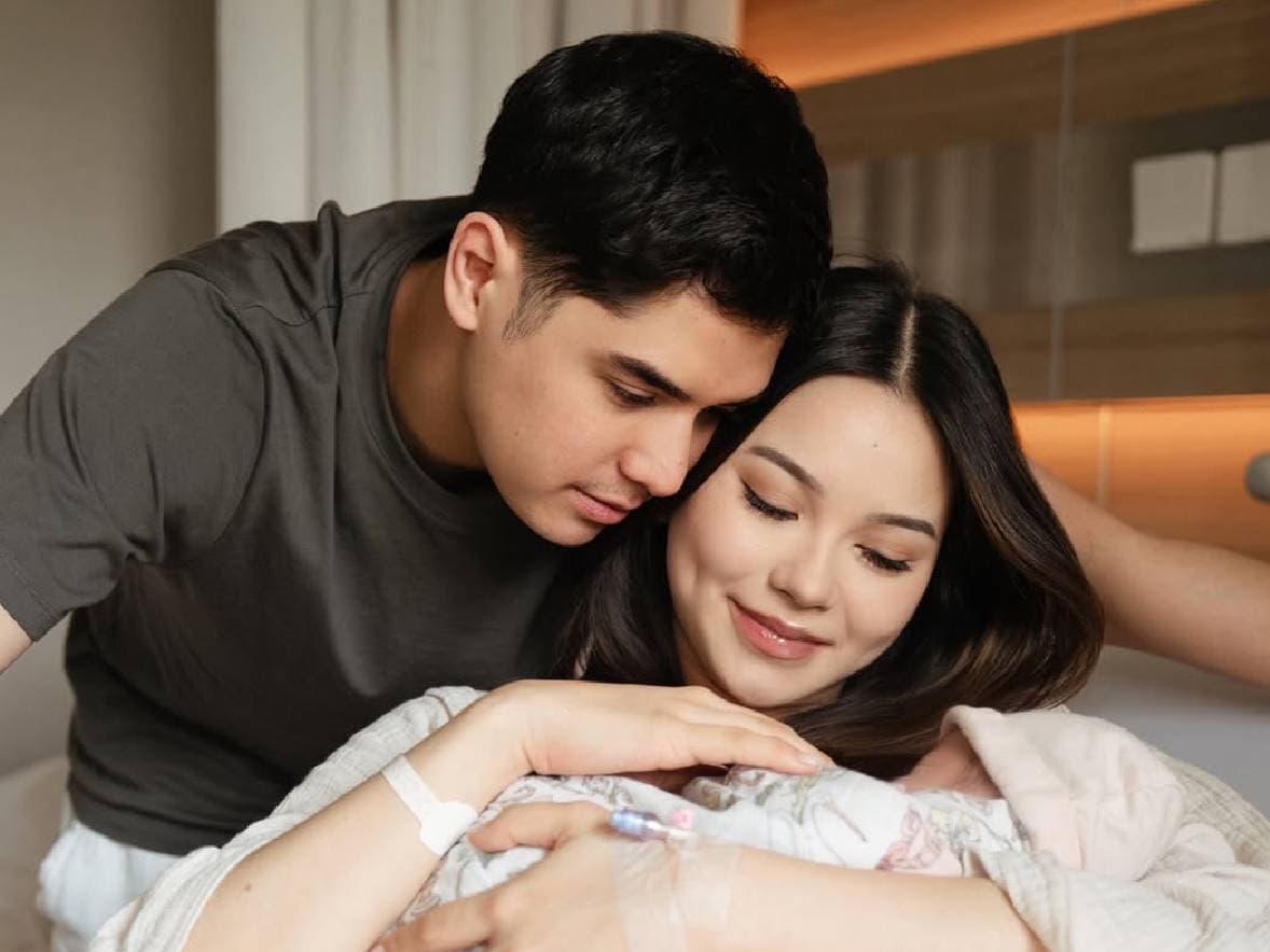 5 Fakta Terbaru Kelahiran Anak Pertama Alyssa Daguise dan Al Ghazali, Nomor 4 Mengharukan 5 Fakta Terbaru Kelahiran Anak Pertama Alyssa Daguise dan Al Ghazali, Nomor 4 Mengharukan