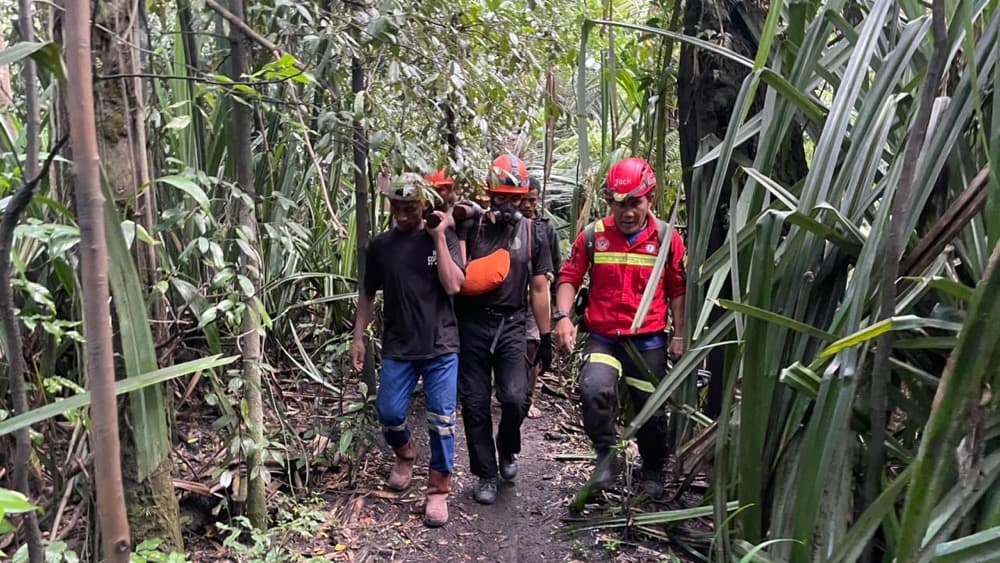 Seluruh Korban Erupsi Gunung Dukono Berhasil Ditemukan, Operasi SAR Resmi Ditutup Seluruh Korban Erupsi Gunung Dukono Berhasil Ditemukan, Operasi SAR Resmi Ditutup