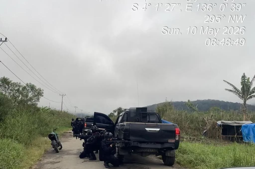 Kontak Senjata Pecah di Dogiyai, Brimob Baku Tembak dengan Diduga KKB OPM Kontak Senjata Pecah di Dogiyai, Brimob Baku Tembak dengan Diduga KKB OPM
