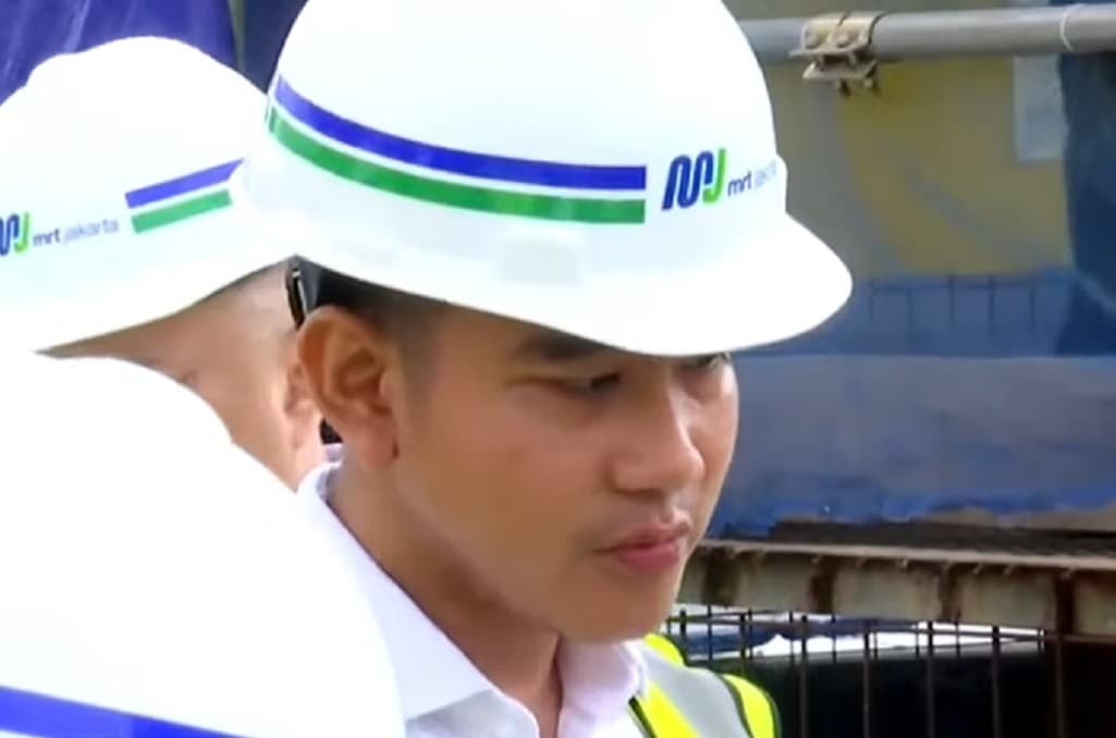 Gibran Puji Pekerja Proyek MRT Bundaran HI-Kota: Progres Sesuai Timeline Gibran Puji Pekerja Proyek MRT Bundaran HI-Kota: Progres Sesuai Timeline