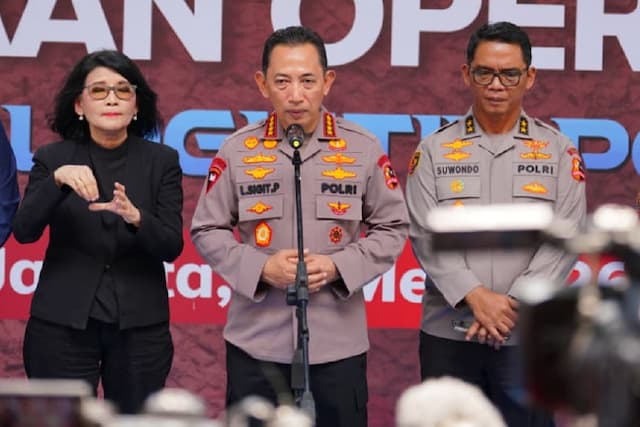 Kapolri Ungkap Personel Polri Akan Dilengkapi Alat Pengaman, Anti-Tembakan hingga Molotov Kapolri Ungkap Personel Polri Akan Dilengkapi Alat Pengaman, Anti-Tembakan hingga Molotov