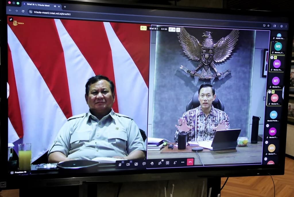 Prabowo Pimpin Ratas Virtual, Terima Laporan AHY soal Agenda Prioritas Infrastruktur Prabowo Pimpin Ratas Virtual, Terima Laporan AHY soal Agenda Prioritas Infrastruktur