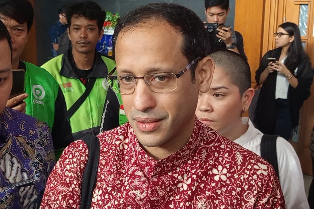 Nadiem Makarim Tiba di Pengadilan Tipikor Jelang Sidang Tuntutan Kasus Laptop Nadiem Makarim Tiba di Pengadilan Tipikor Jelang Sidang Tuntutan Kasus Laptop