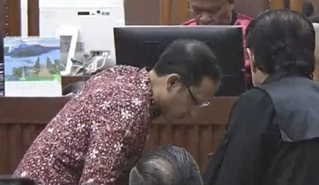 Nadiem Makarim Dituntut 18 Tahun Penjara, Ini Hal yang Memberatkan Nadiem Makarim Dituntut 18 Tahun Penjara, Ini Hal yang Memberatkan