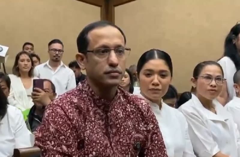 Nadiem Ngaku Patah Hati usai Dituntut 18 Tahun Penjara, Tak Menyesal Pernah Jadi Menteri Nadiem Ngaku Patah Hati usai Dituntut 18 Tahun Penjara, Tak Menyesal Pernah Jadi Menteri
