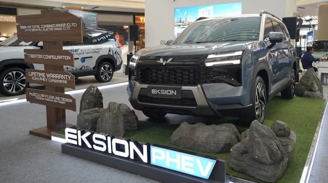 Ekspansi, Wuling Boyong SUV Eksion ke Berbagai Kota Indonesia Ekspansi, Wuling Boyong SUV Eksion ke Berbagai Kota Indonesia