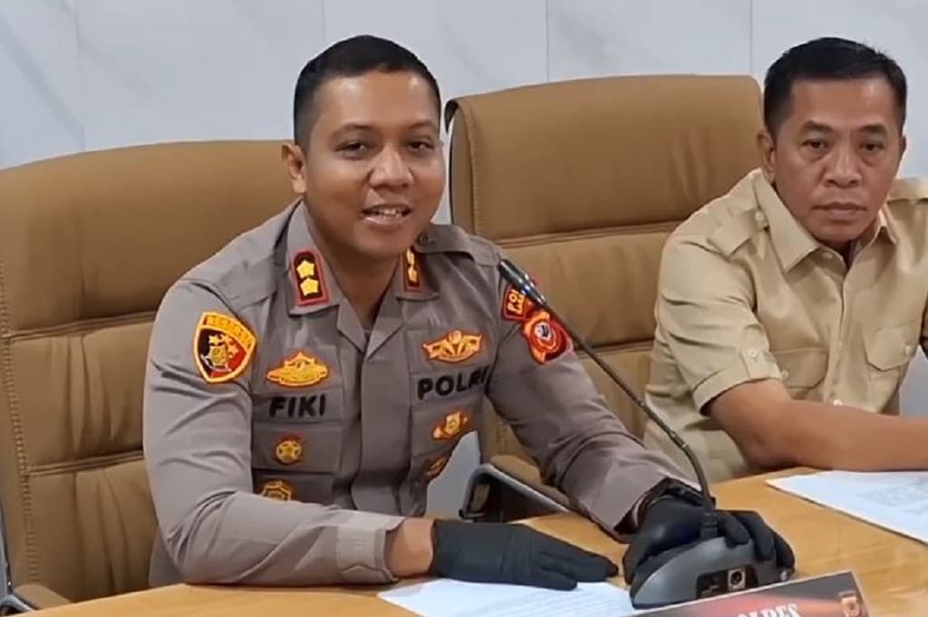 Terungkap! Siswa SMK Tewas di Karawang Dibunuh Teman, Tidak terkait Isu Bentrok Suporter Terungkap! Siswa SMK Tewas di Karawang Dibunuh Teman, Tidak terkait Isu Bentrok Suporter