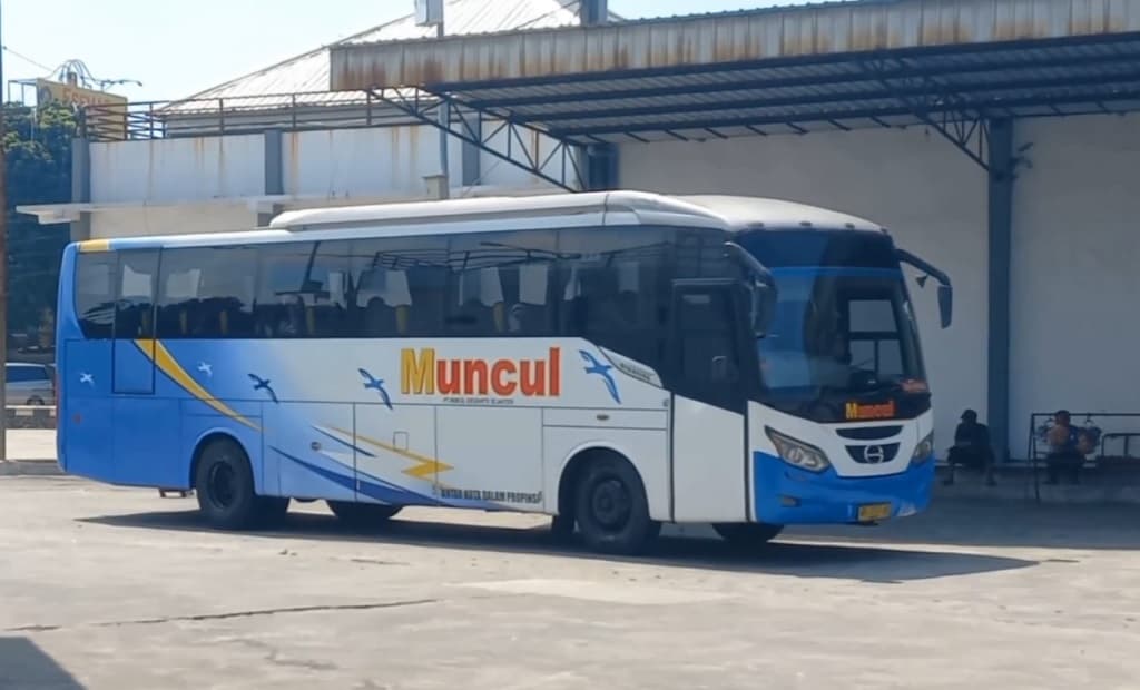 Akses Ditutup, Pedagang dan Agen Tiket Terminal Bus Bawen Mogok Jualan Akses Ditutup, Pedagang dan Agen Tiket Terminal Bus Bawen Mogok Jualan